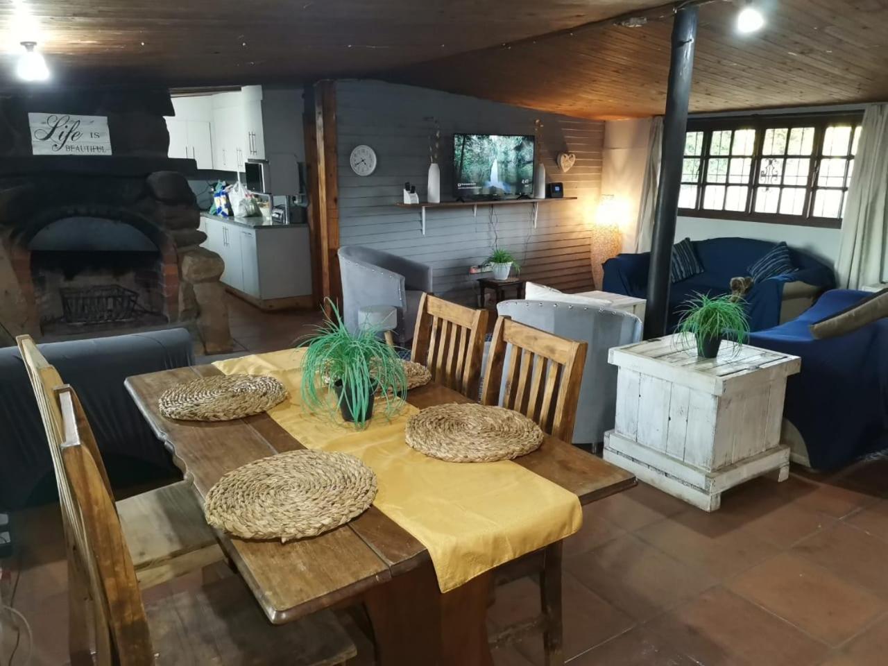 Dargle Forest Lodge Стая снимка